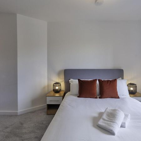 Lovely 2 Bedroom Apartment In Central Ashford Ashford  Extérieur photo