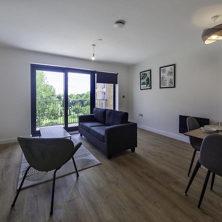 Lovely 2 Bedroom Apartment In Central Ashford Ashford  Extérieur photo