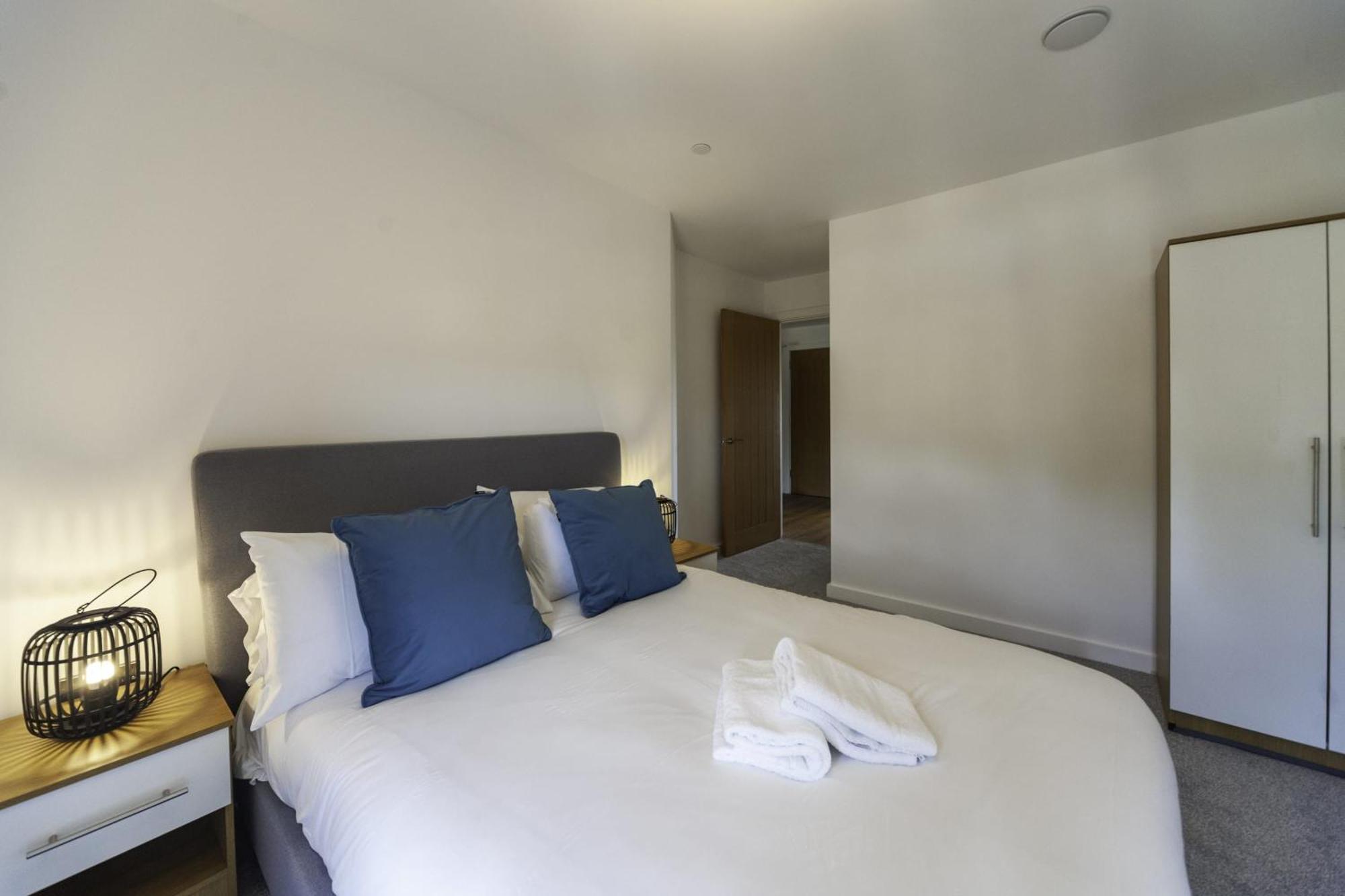 Lovely 2 Bedroom Apartment In Central Ashford Ashford  Extérieur photo
