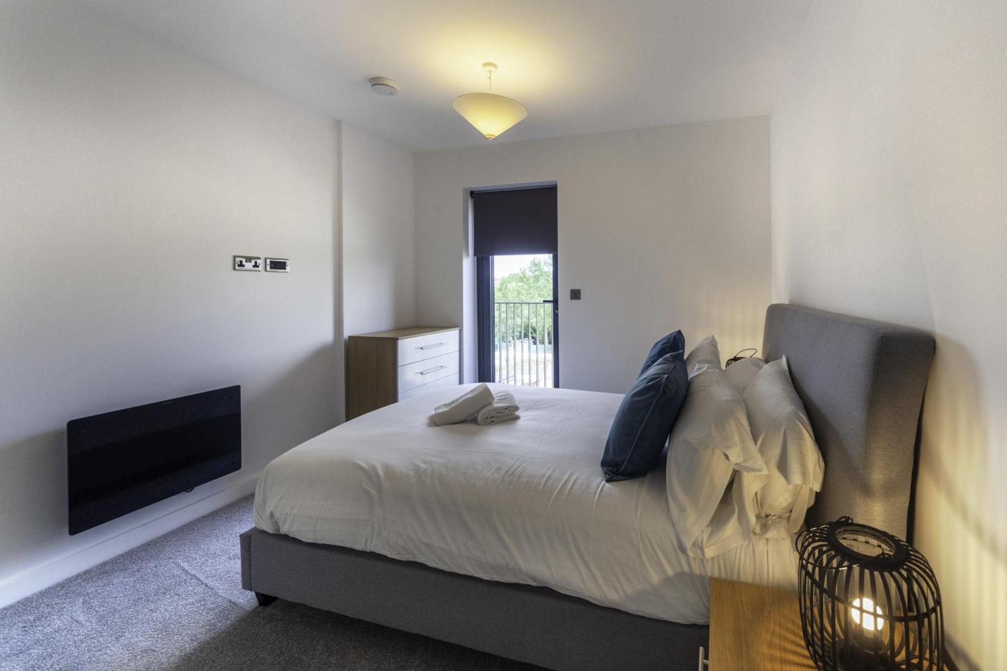 Lovely 2 Bedroom Apartment In Central Ashford Ashford  Extérieur photo