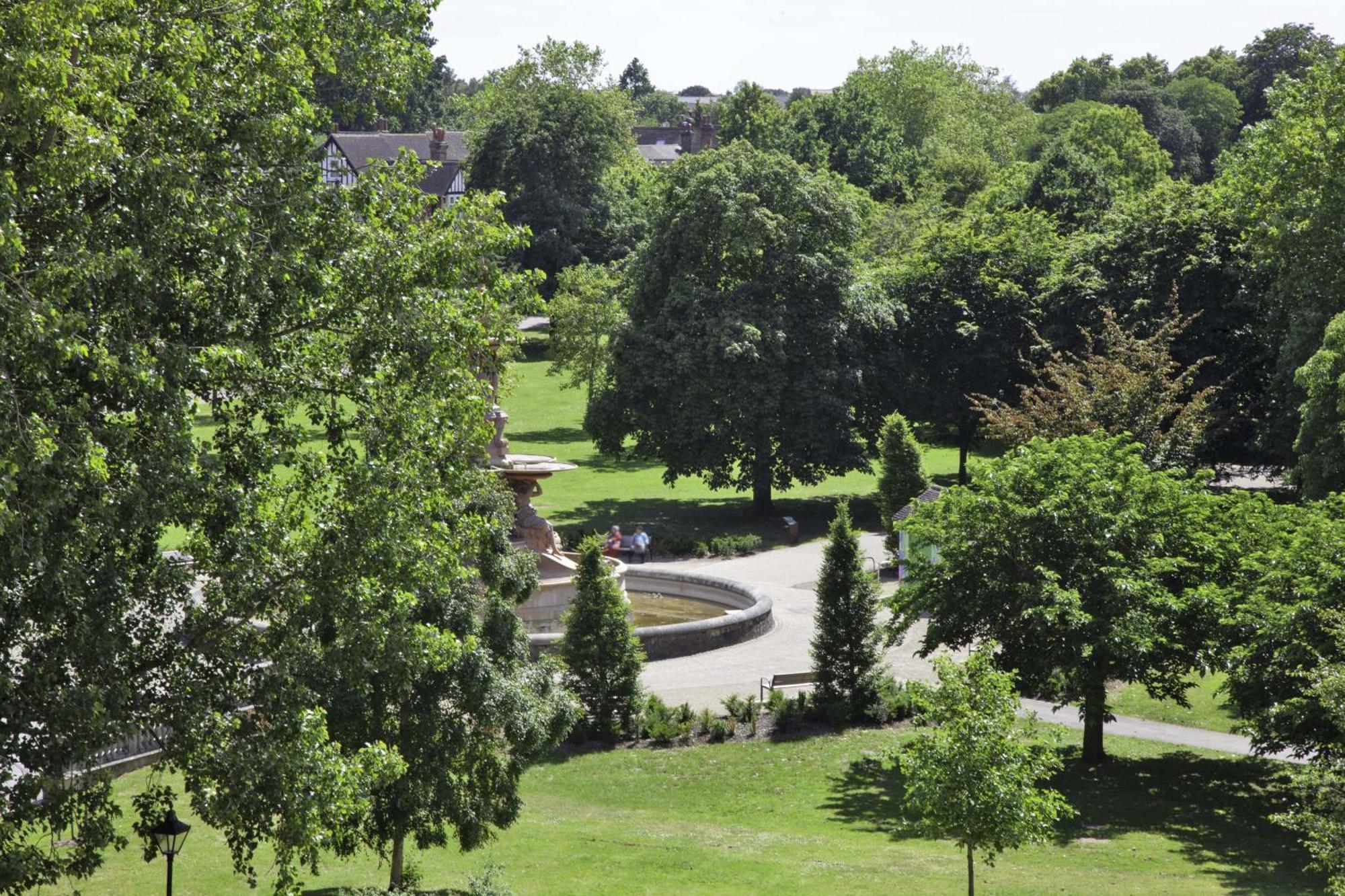 Lovely 2 Bedroom Apartment In Central Ashford Ashford  Extérieur photo